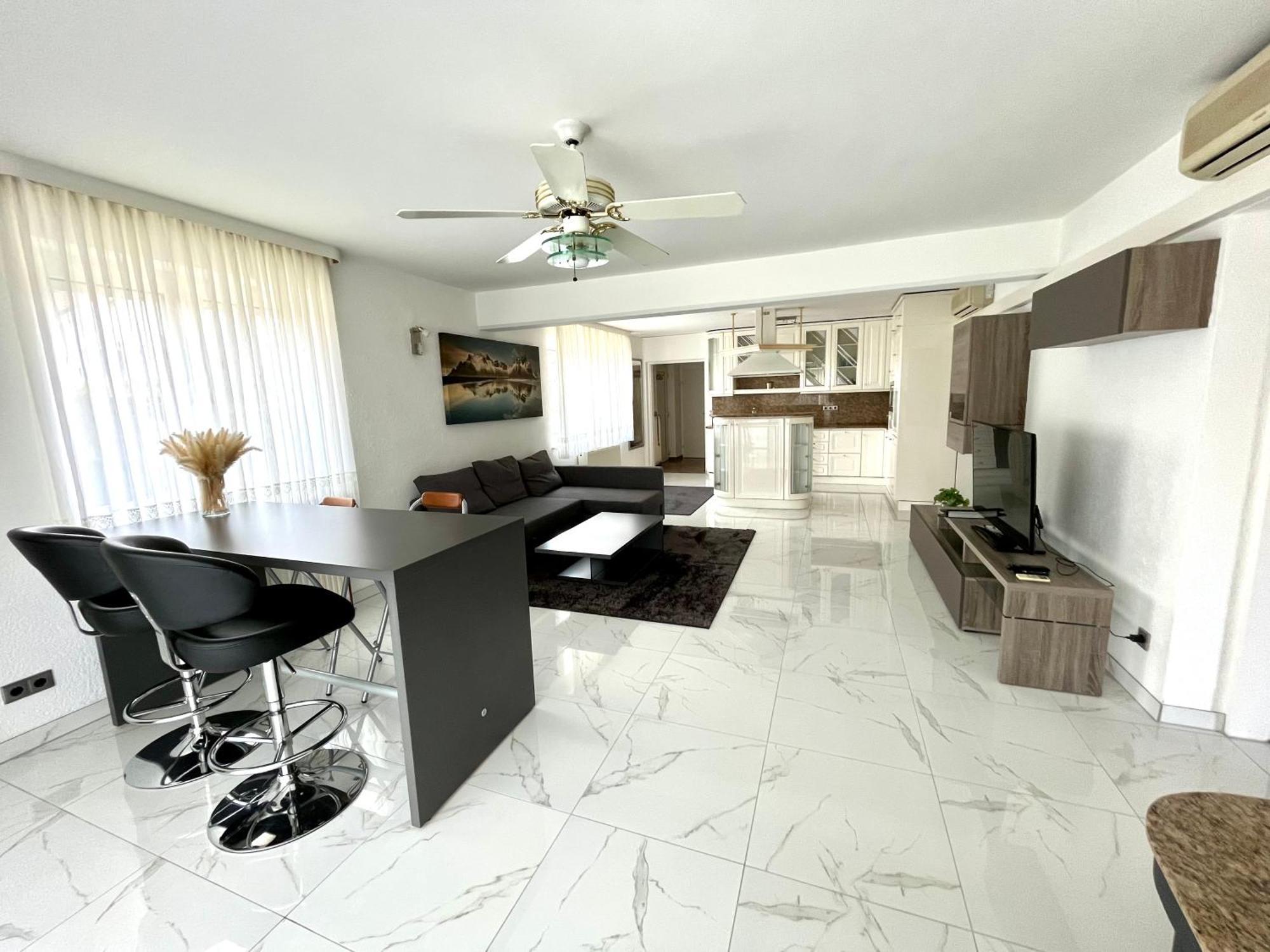 Luxurioeses Apartment Mit Pool ウィーン エクステリア 写真